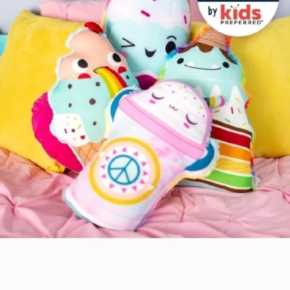 PillowPals Cool Touch Super Soft Comfy Fabric Squishy Plush Ice Cream Pillow NWT - Picture 2 of 6